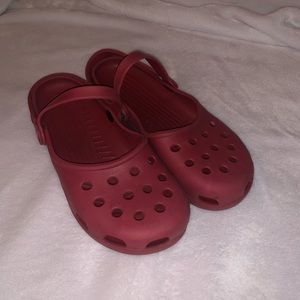 Crocs